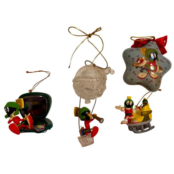 Lot of 4 Vtg 90s Looney Tunes Marvin the Martian Holiday Ornaments - Picture 1 of 7